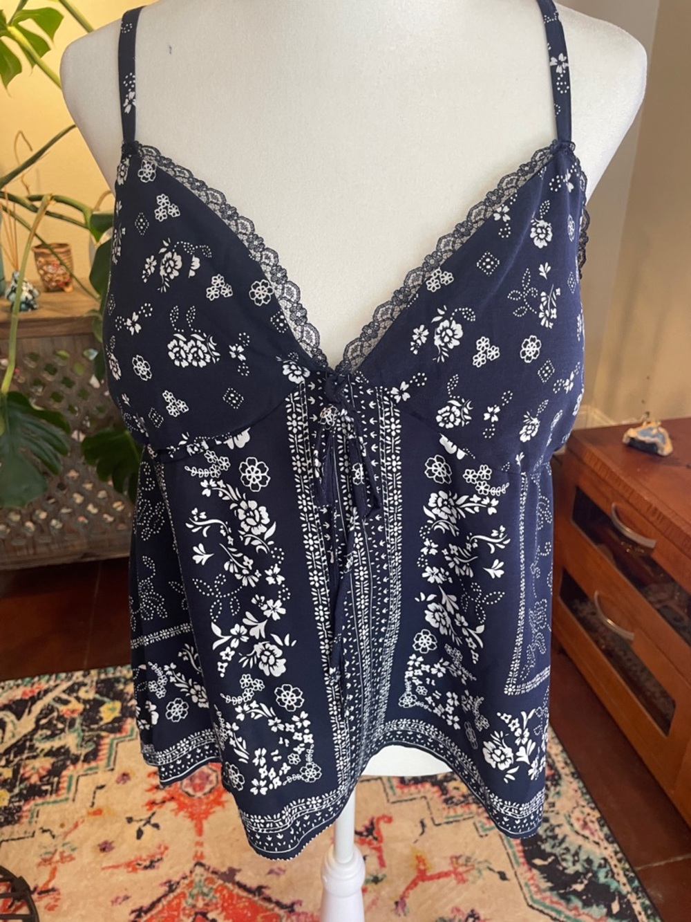 Madden Girl Navy & White Floral Lace-Trim Cami Tank